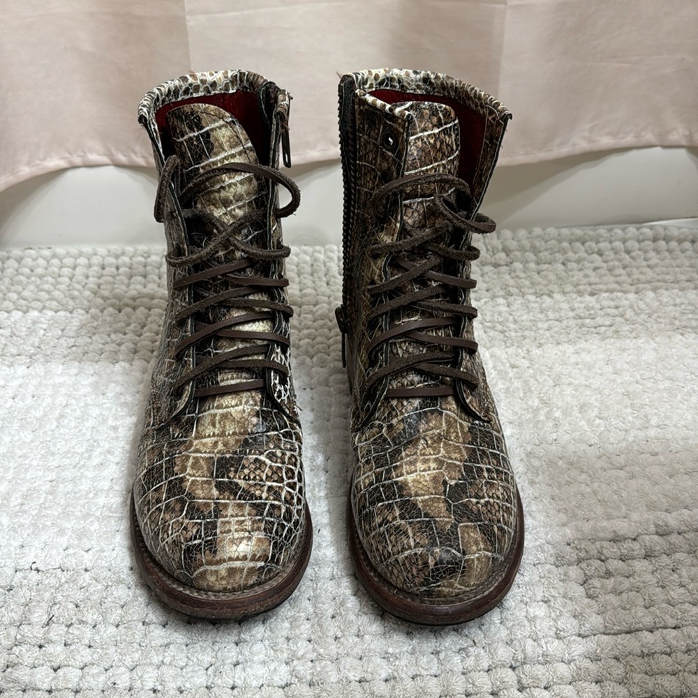 Women’s Freebird Manchester